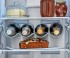 Rack de Bebidas em Aço Cromado: armazena com elegância 4 grandes garrafas e proporciona mais espaço para as demais bebidas na porta do refrigerador.